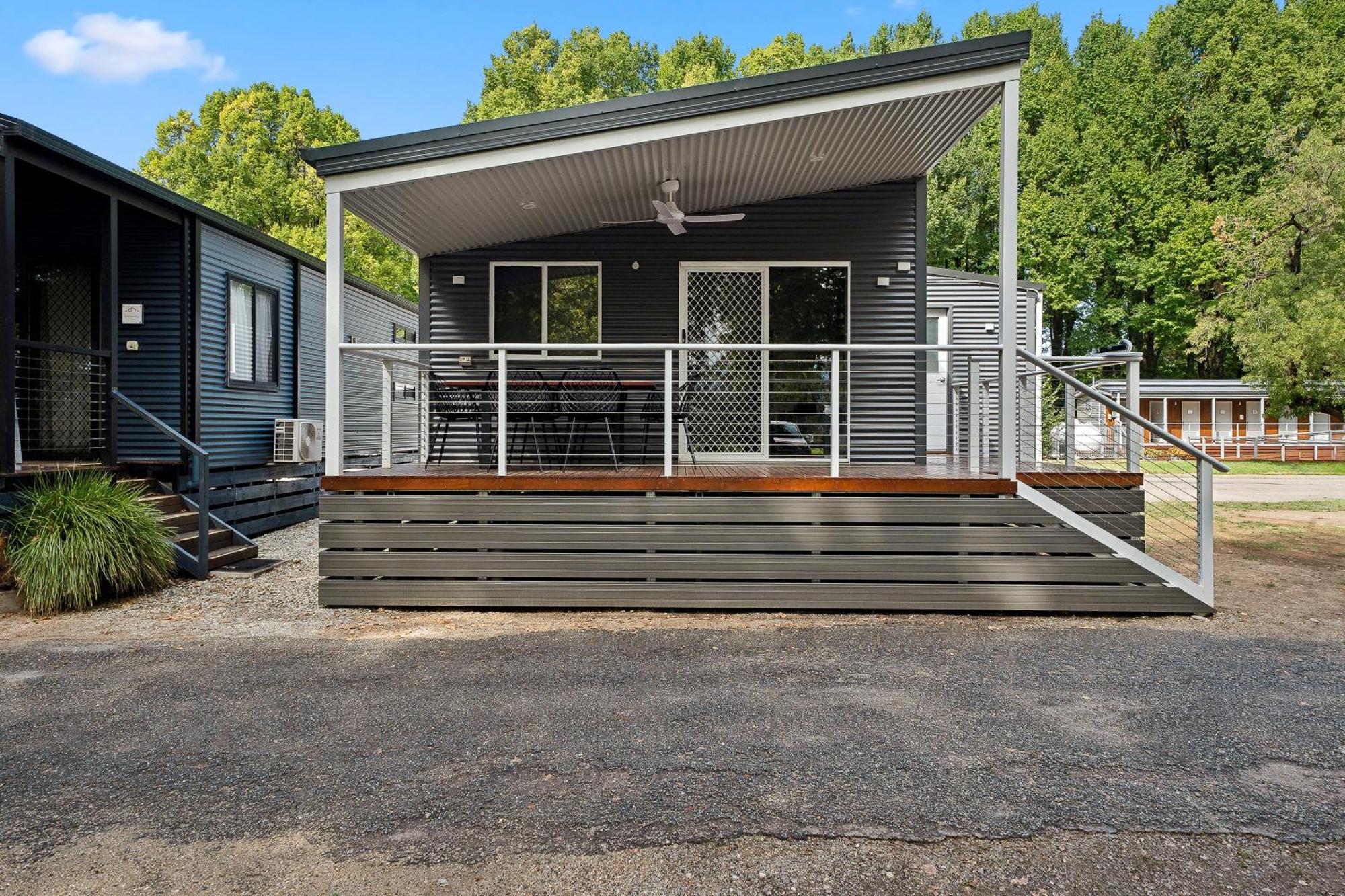 Myrtleford Holiday Park מראה חיצוני תמונה